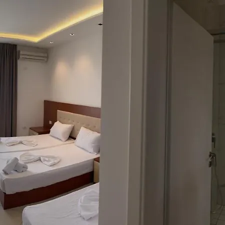 Ermiri Palace Ξενοδοχείο Shëngjin