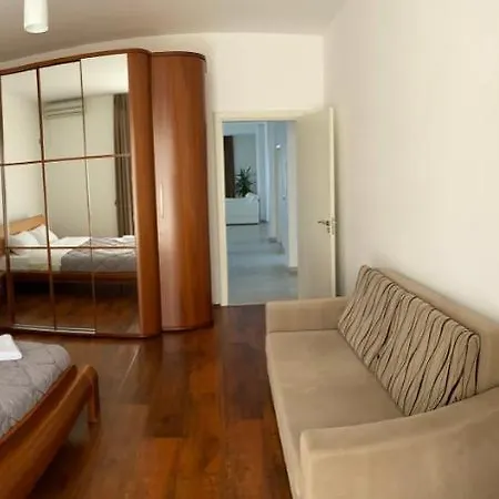 Ermiri Palace Ξενοδοχείο Shëngjin