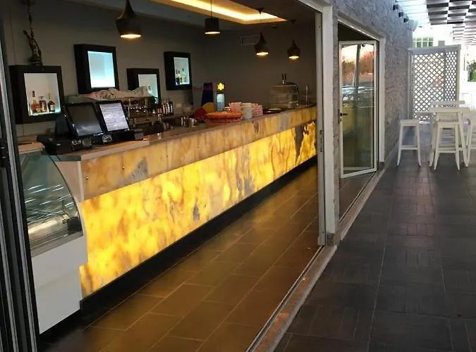 ホテル Ermiri Palace 4*